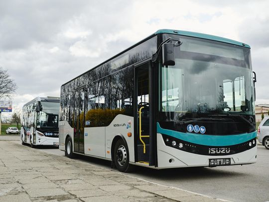 Trzy nowe autobusy zakupione przez Związek Gminy "PKS". Koszt 2,8 mln złotych