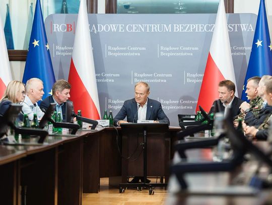 Tusk ostrzega przed eskalacją. „Nie możemy wykluczyć, że obejmie również nasze terytorium”