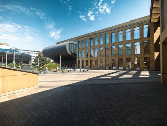 Uniwersytet Rzeszowski rozpoczyna nowy rok akademicki. Rekordowa rekrutacja i blisko 19 tysięcy studentów