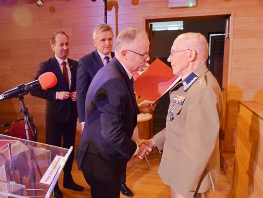 Uroczysta sesja Rady Miejskiej w Kolbuszowej [ZDJĘCIA]