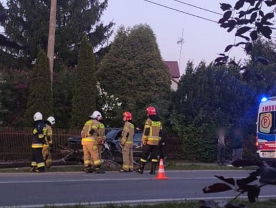 Wjechał w ogrodzenie. Miał 2,5 promila alkoholu we krwi