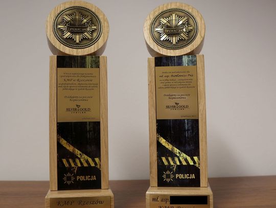 Włamanie do salonu jubilerskiego w Galerii Rzeszów. Właściciel dziękuje rzeszowskim policjantom Włamanie do salonu jubilerskiego w Galerii Rzeszów. Właściciel dziękuje rzeszowskim policjantom