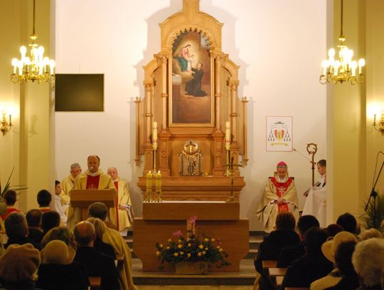 Włamanie i profanacja do kaplicy w Mielcu. Policja zatrzymała dwóch mężczyzn