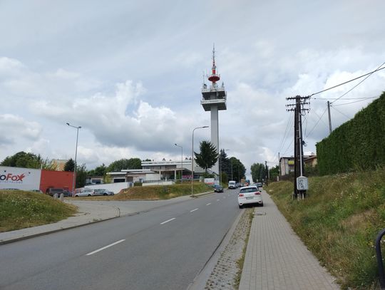 Wojewoda unieważniła uchwałę w sprawie wieży na Baranówce. Blok na razie zablokowany