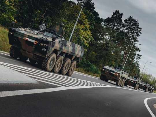 Wojsko wraca z ćwiczeń "Żelazny Obrońca-25". Na drogach wzmożony ruch wojskowych pojazdów