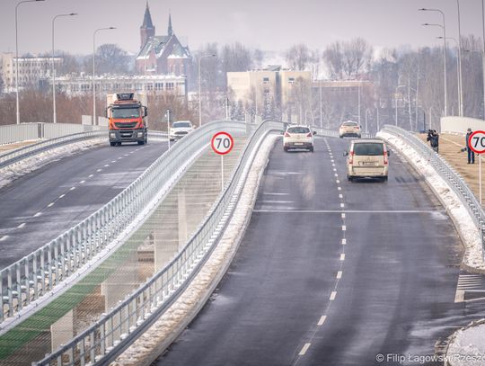 Wstęgi nie było, ale droga poświęcona. Wisłokostrada w Rzeszowie otwarta [ZDJĘCIA]