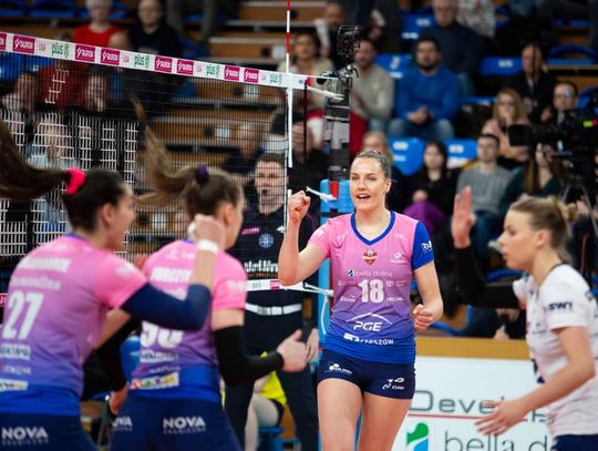 Wygrana Develepresu Rzeszów z zespołem #VolleyWrocław po pięciu setach