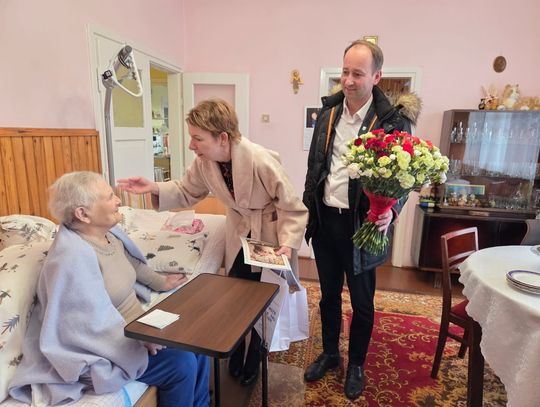 Wyjątkowy jubileusz w Kolbuszowej. Pani Barbara skończyła 101 lat Wyjątkowy jubileusz w Kolbuszowej. Pani Barbara skończyła 101 lat