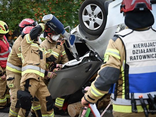 Wyjeżdżali średnio co 18 minut. Za podkarpackimi strażakami niezwykle gorący półmetek wakacji