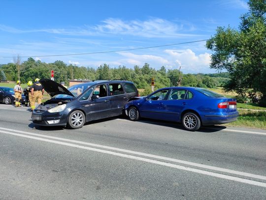 Wypadek na drodze krajowej nr 28. Ranne zostały dwie osoby