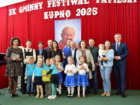 XX Gminny Festiwal Papieski w Szkole Podstawowej w Kupnie [ZDJĘCIA]