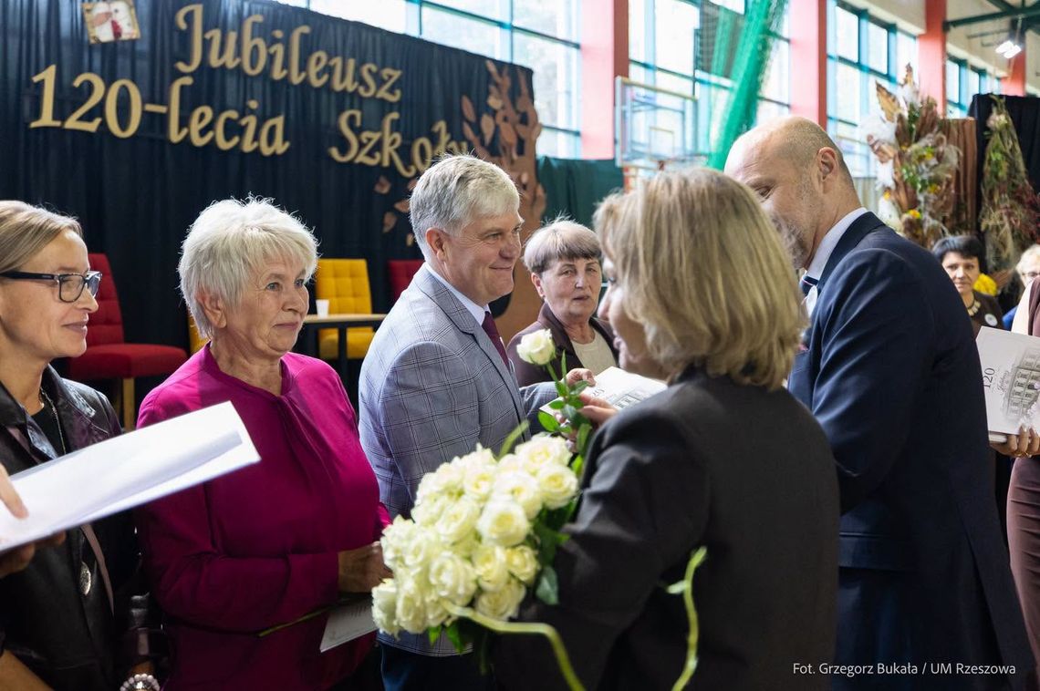 120-lecie Zespołu Szkół Agroprzedsiębiorczości. Jak zmieniła się dawna szkoła dla synów włościan? 120-lecie Zespołu Szkół Agroprzedsiębiorczości. Jak zmieniła się dawna szkoła dla synów włościan?