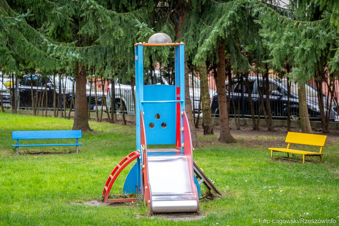 23 nowe place zabaw na Podkarpaciu. Rzeszów największym beneficjentem programu  [ZDJĘCIA]