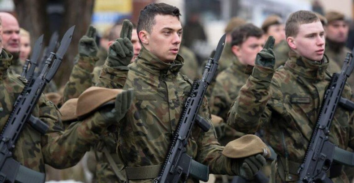 24 żołnierzy WOT złożyło przysięgę na Rynku w Birczy