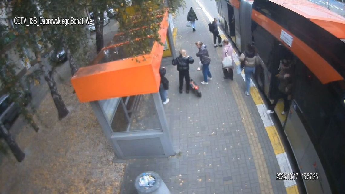 Potrąciła pieszą i oddaliła się z miejsca zdarzenia. Policja prosi o pomoc w identyfikacji