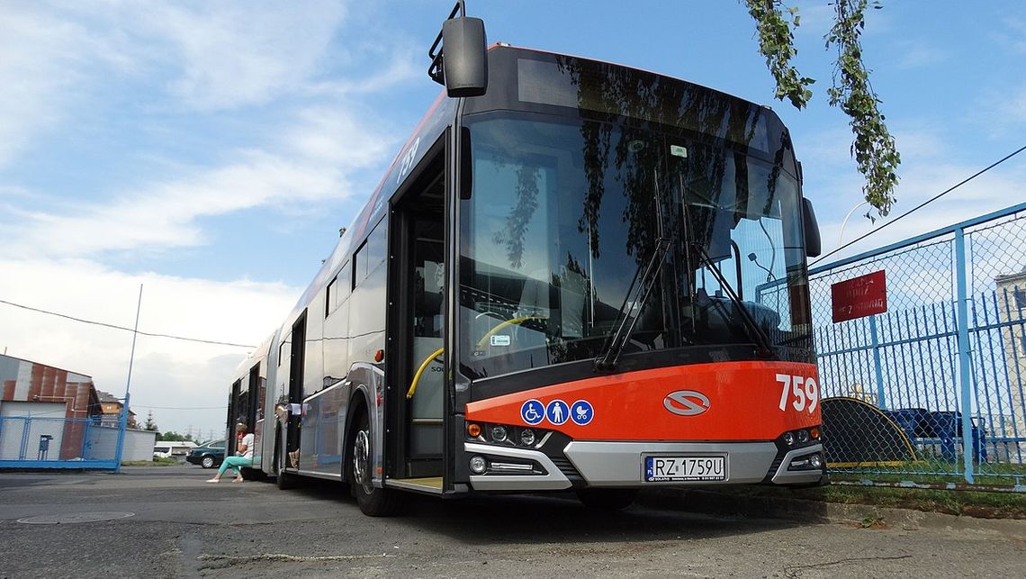 9 sierpnia w Rzeszowie utrudnienia w ruchu i objazdy autobusów - Rajd Rzeszowski