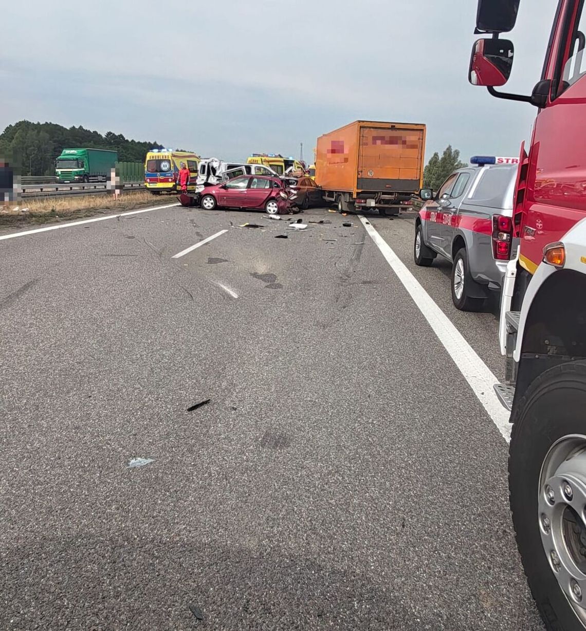 Autostrada w kierunku Krakowa całkowicie zablokowana [AKTUALIZACJA]