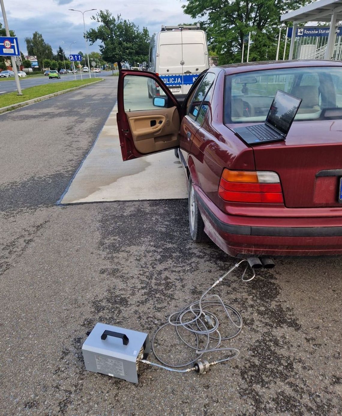 „Cichy i Czysty Rzeszów”. Policja na tropie trucicieli i hałaśliwych aut