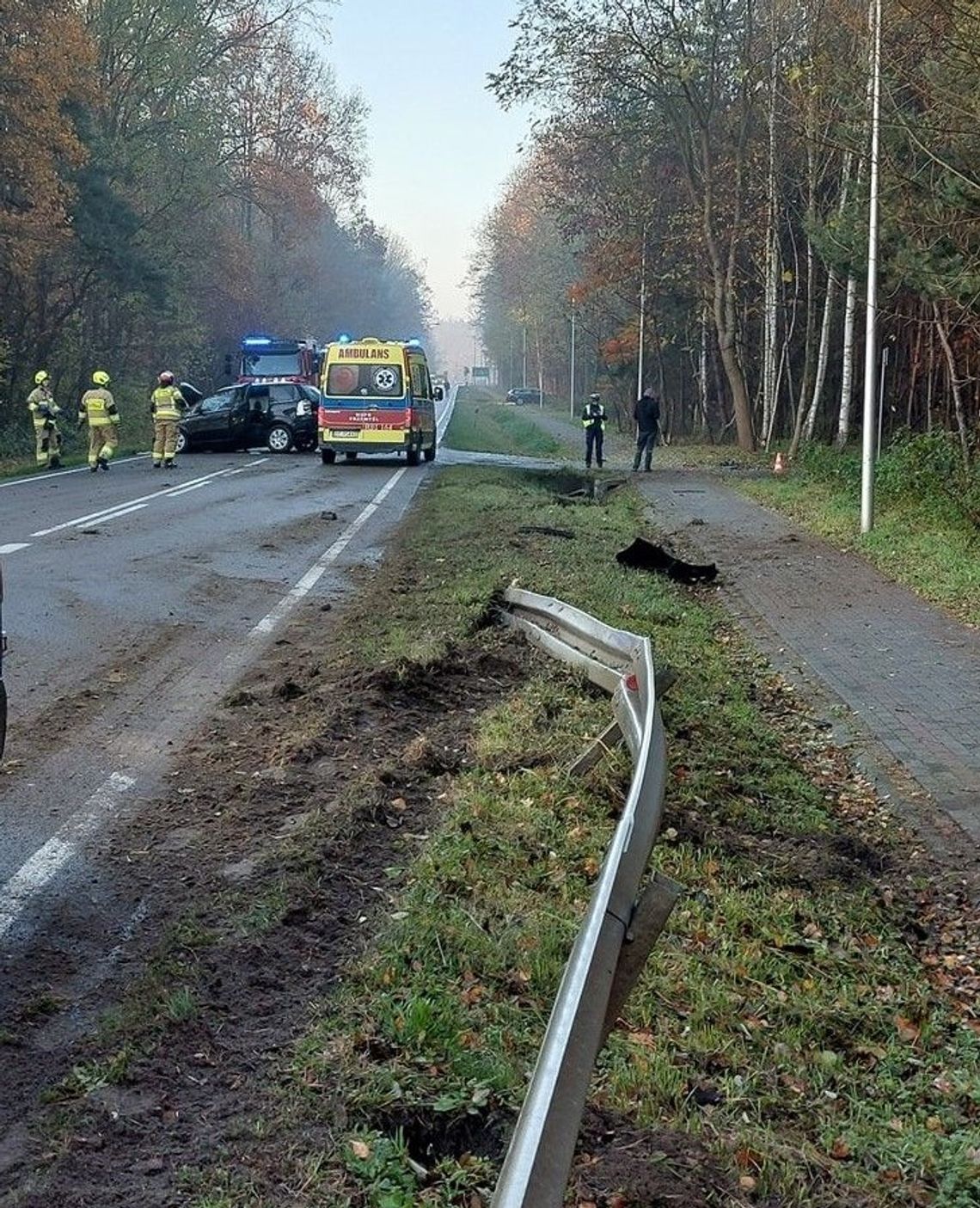 Dachowanie w Tryńczy. 9-letnia dziewczynka trafiła do szpitala