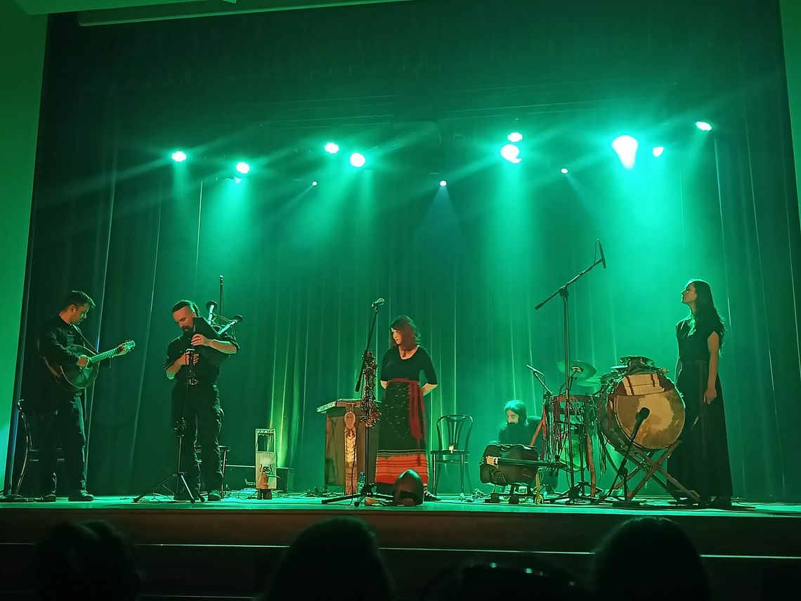 Daj Ognia rozpalili WDK. Folk bez kompromisów i bez cepelii