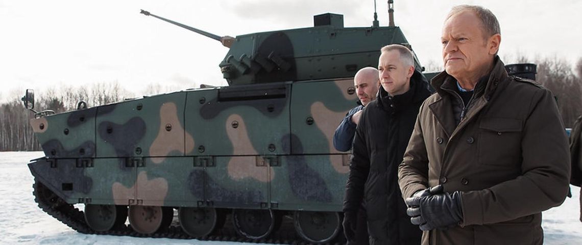 "Dotarło, zakute łby?". Tusk w Stalowej Woli ostro do PiS "Dotarło, zakute łby?". Tusk w Stalowej Woli ostro do PiS