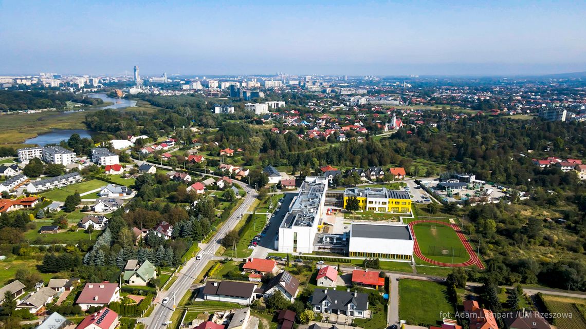 Drabinianka zyska nowe połączenie pieszo-rowerowe. Startuje budowa kładki nad Strugiem Drabinianka zyska nowe połączenie pieszo-rowerowe. Startuje budowa kładki nad Strugiem