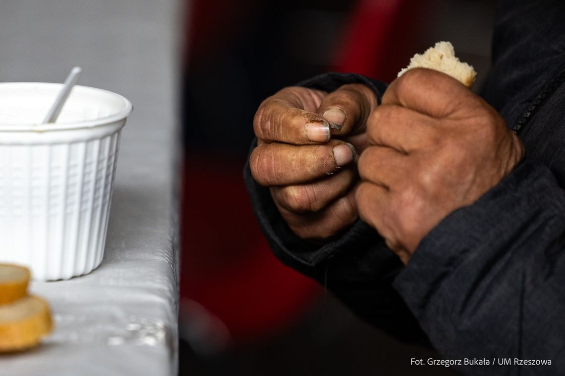 Dwa dni bliskości i solidarności. Rzeszów obchodził Światowy Dzień Ubogich [ZDJĘCIA]