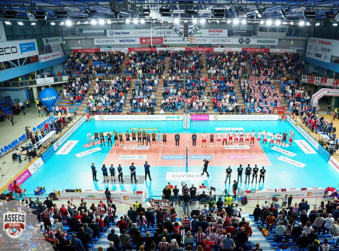 Emocjonalny mecz dla Karola Kłosa. Relacja z meczu Asseco Resovia - PGE GiEK Skra Bełchatów