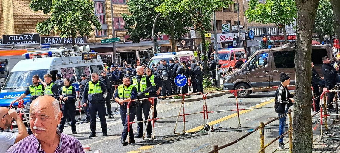 Groźny incydent przed meczem Polska - Holandia w Hamburgu [VIDEO]