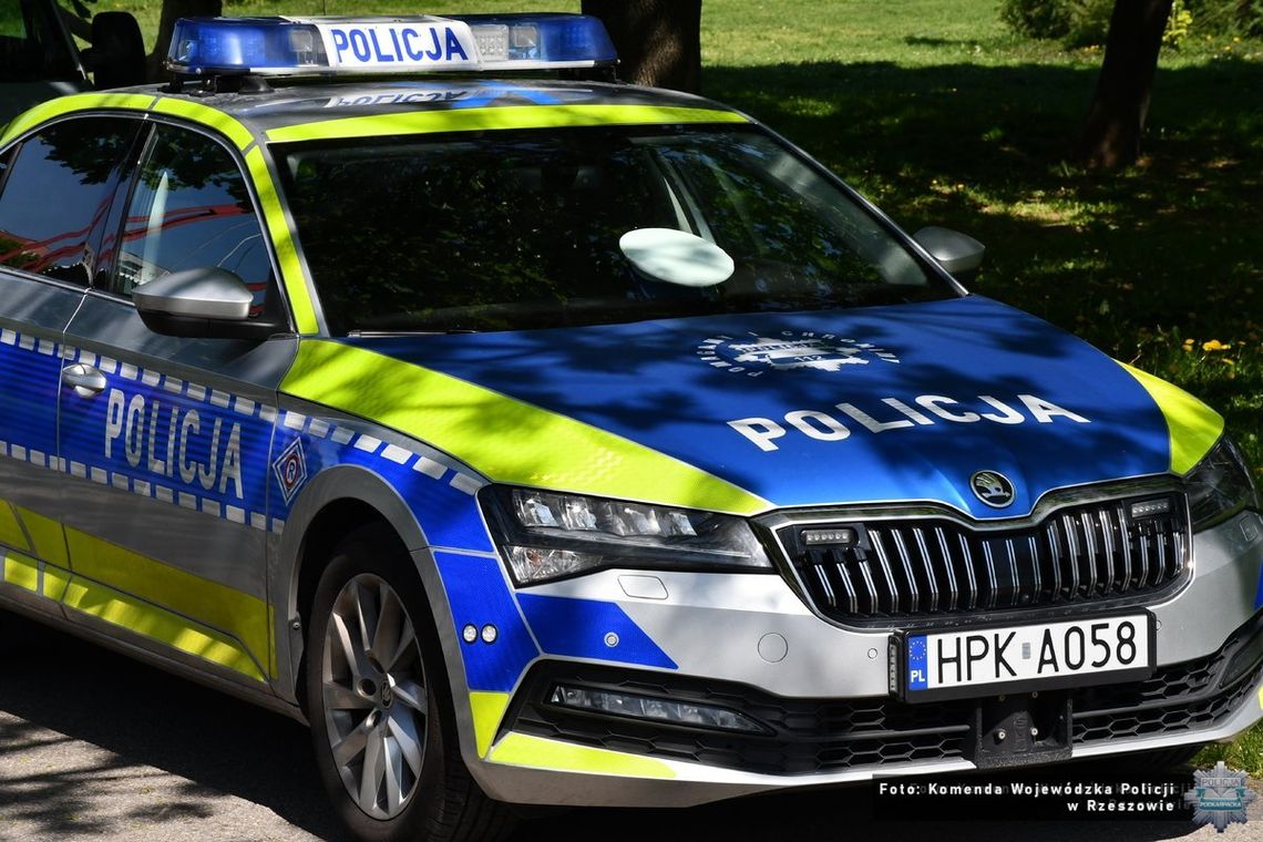 Groźny wypadek w Gnojnicy. Trzy osoby trafiły do szpitala Groźny wypadek w Gnojnicy. Trzy osoby trafiły do szpitala