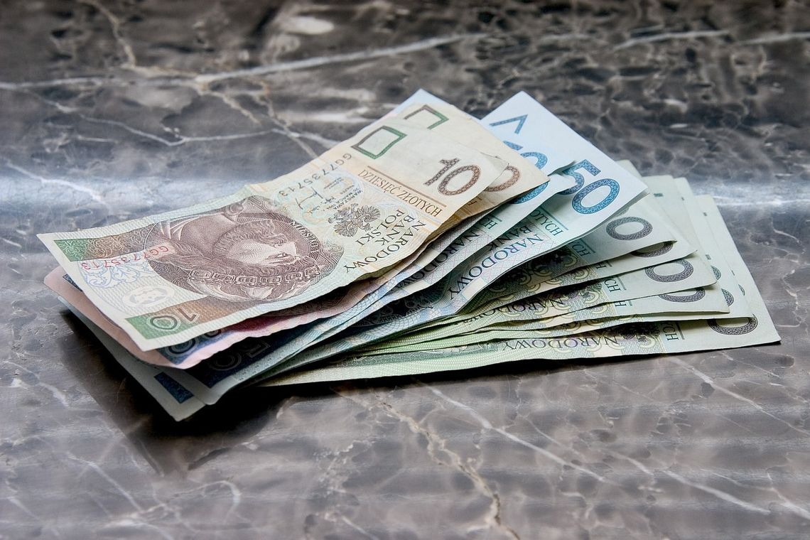 Grupa przestępcza  z Podkarpacia podrabiająca banknoty stanie przed sądem