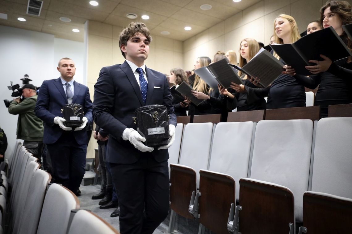 Hołd dla Donatorów. Społeczność Uniwersytetu Rzeszowskiego pożegnała ciała przekazane nauce [ZDJĘCIA]