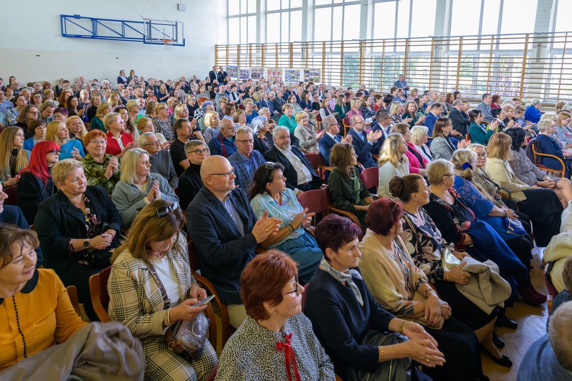 Huczne obchody 120-lecia II Liceum Ogólnokształcącego w Rzeszowie