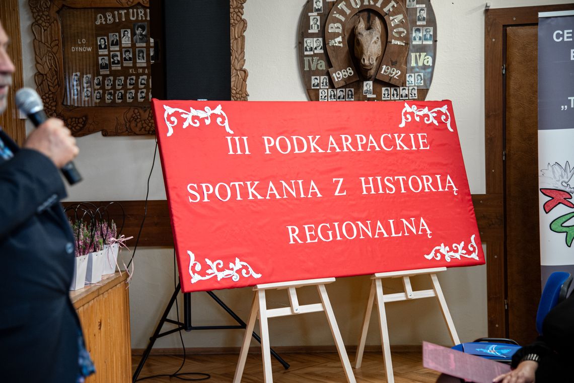 III Podkarpackie spotkania z historią regionalną w Dynowie [FOTO]