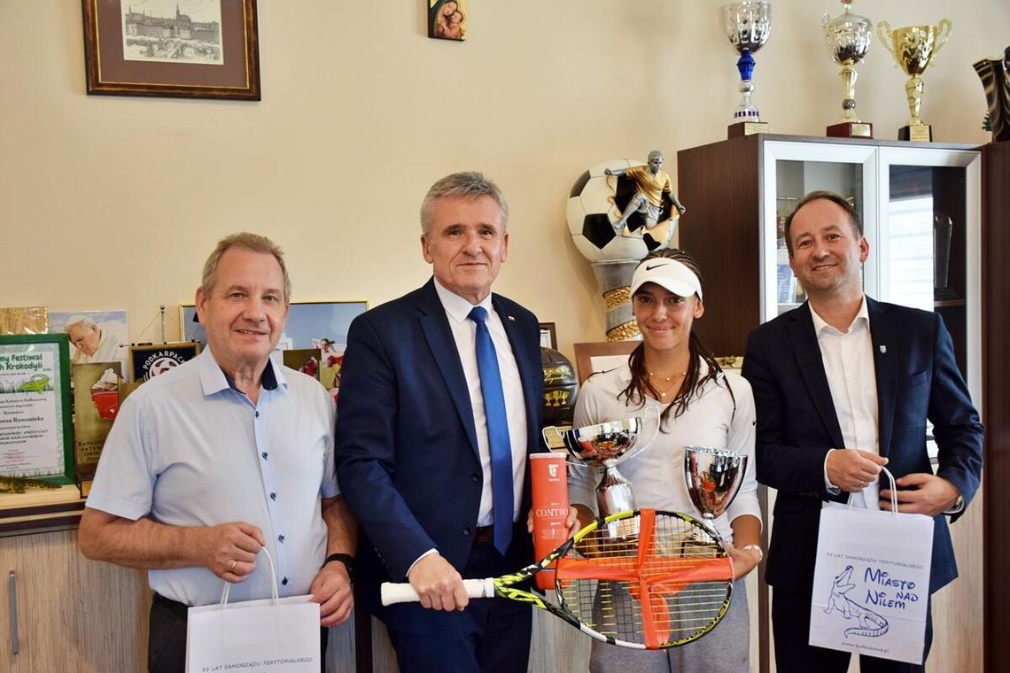 Intensywny rok Oliwii Sybickiej - sukcesy na krajowych i międzynarodowych kortach Intensywny rok Oliwii Sybickiej - sukcesy na krajowych i międzynarodowych kortach