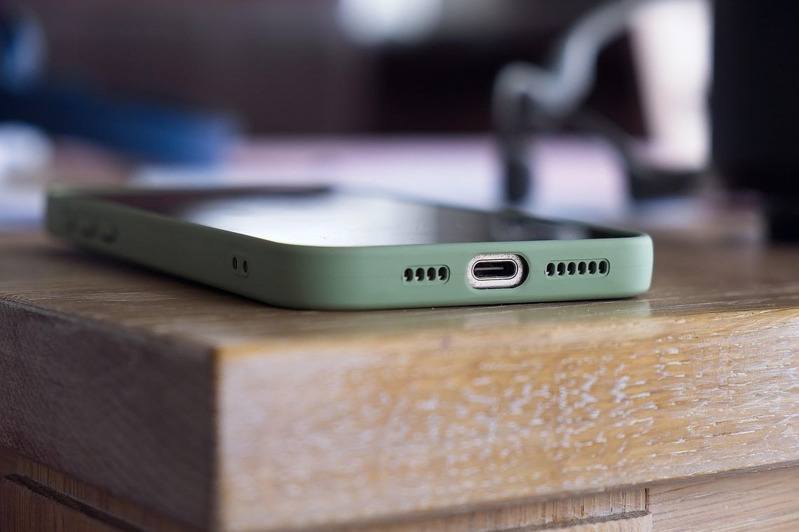 iPhone, zegarek Casio, rower czy pistolet pneumatyczny czekają w Biurze Rzeczy Znalezionych [LISTA]