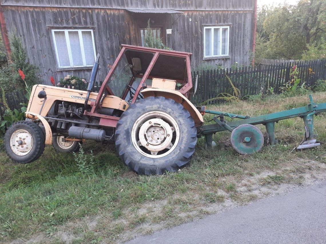 Jechał po piwo do sklepu traktorem. Miał 4 promile alkoholu