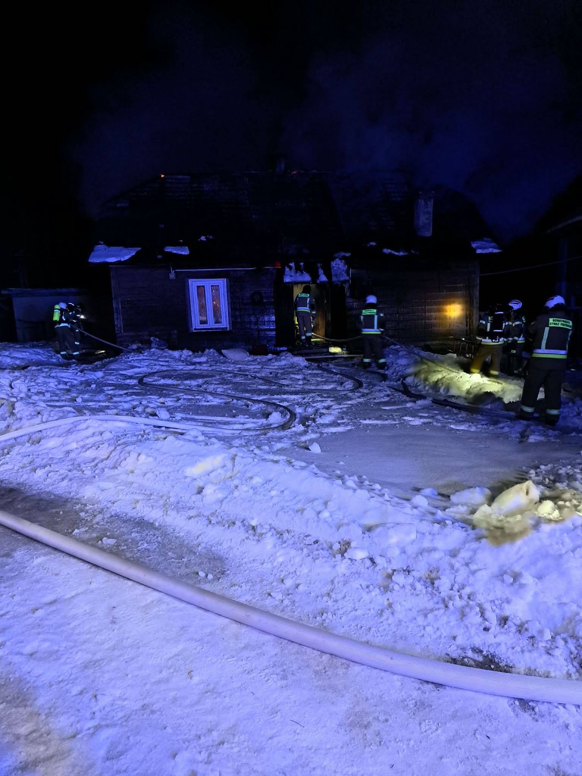 Jej dom doszczętnie spłonął a sama trafiła do szpitala. Dramat 101-letniej kobiety