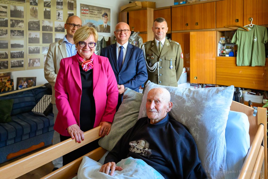 Kapitan Tadeusz Lutak: bohater z AK obchodzi 108. urodziny!