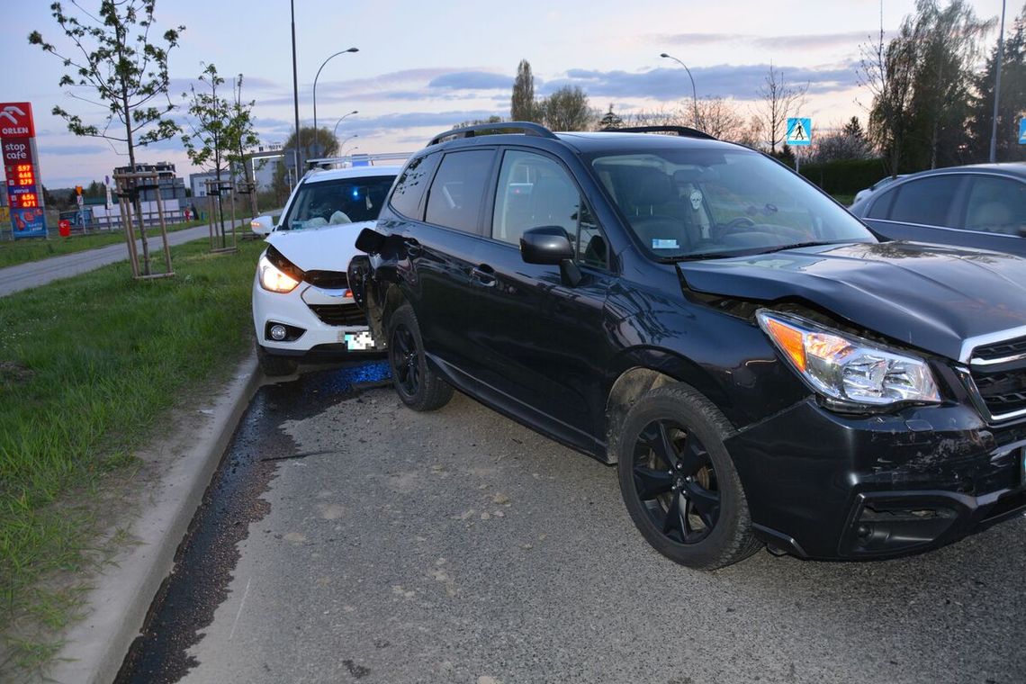 Karambol na al. Armii Krajowej. Dwie osoby w szpitalu