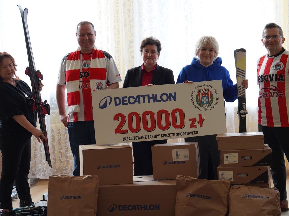 Kibice Resovii pokazali, że sport ma wielką moc. 20 tysięcy złotych dla dzieci z domu dziecka Kibice Resovii pokazali, że sport ma wielką moc. 20 tysięcy złotych dla dzieci z domu dziecka