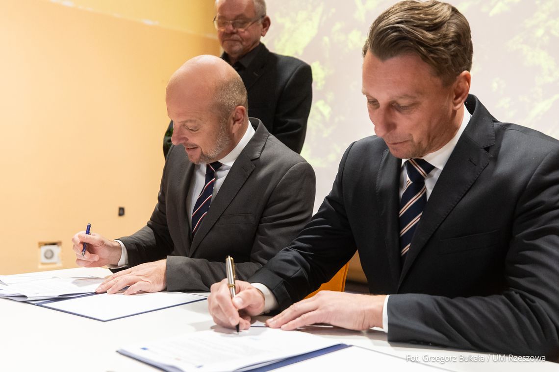 Kładka nad Strugiem za 3,6 mln zł. Podpisano umowę z wykonawcą inwestycji