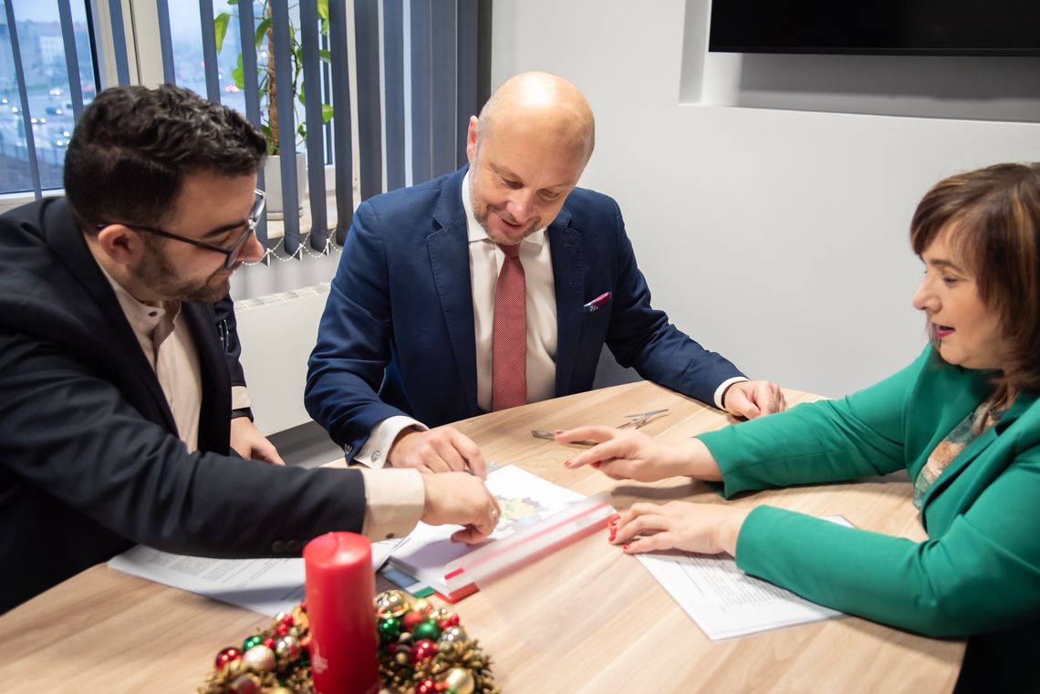 Konkrety dla Aglomeracji Rzeszowskiej: Dworzec PKS, trasy rowerowe i łączność satelitarna