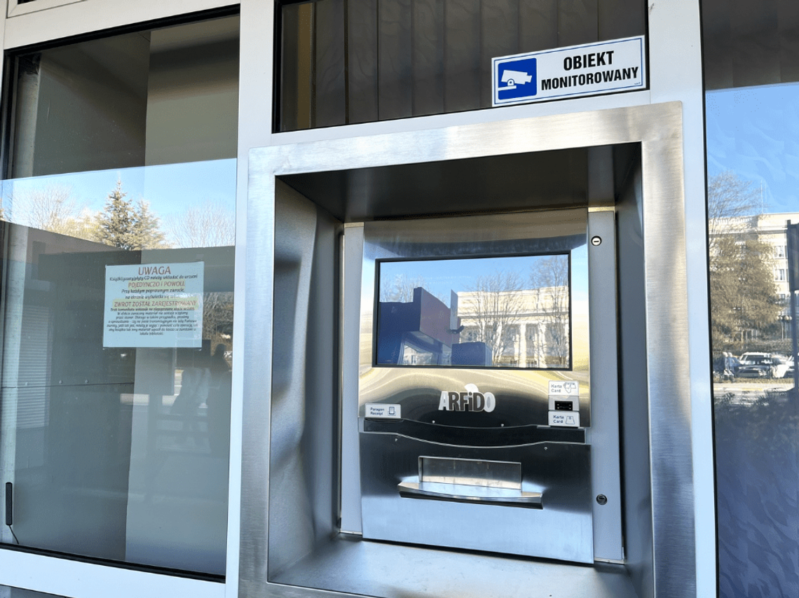 Książki oddasz o każdej porze: WiMBP w Rzeszowie inwestuje w nowoczesną wrzutnię Książki oddasz o każdej porze: WiMBP w Rzeszowie inwestuje w nowoczesną wrzutnię