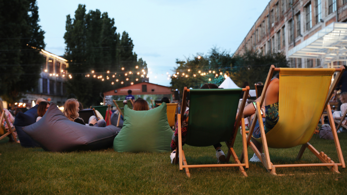 Letnie Noce Filmowe w Rzeszowie. Kino pod gwiazdami powraca na Rynek!