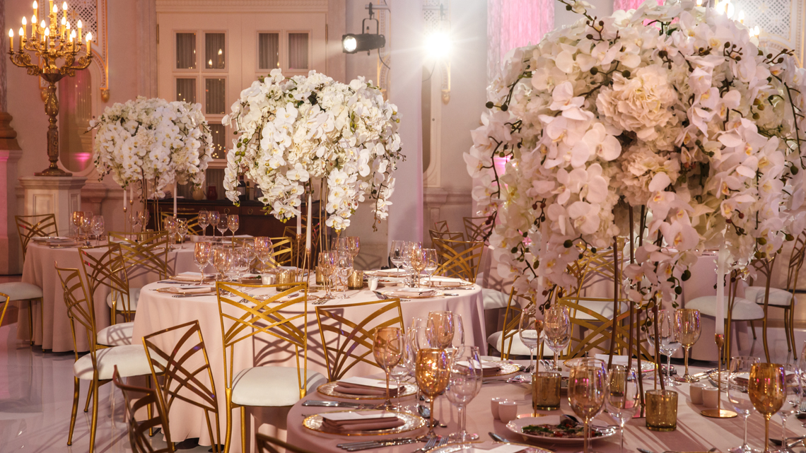 Magia dawnych tradycji powraca. Bal Kotylionowy 2025 w Rzeszowie!