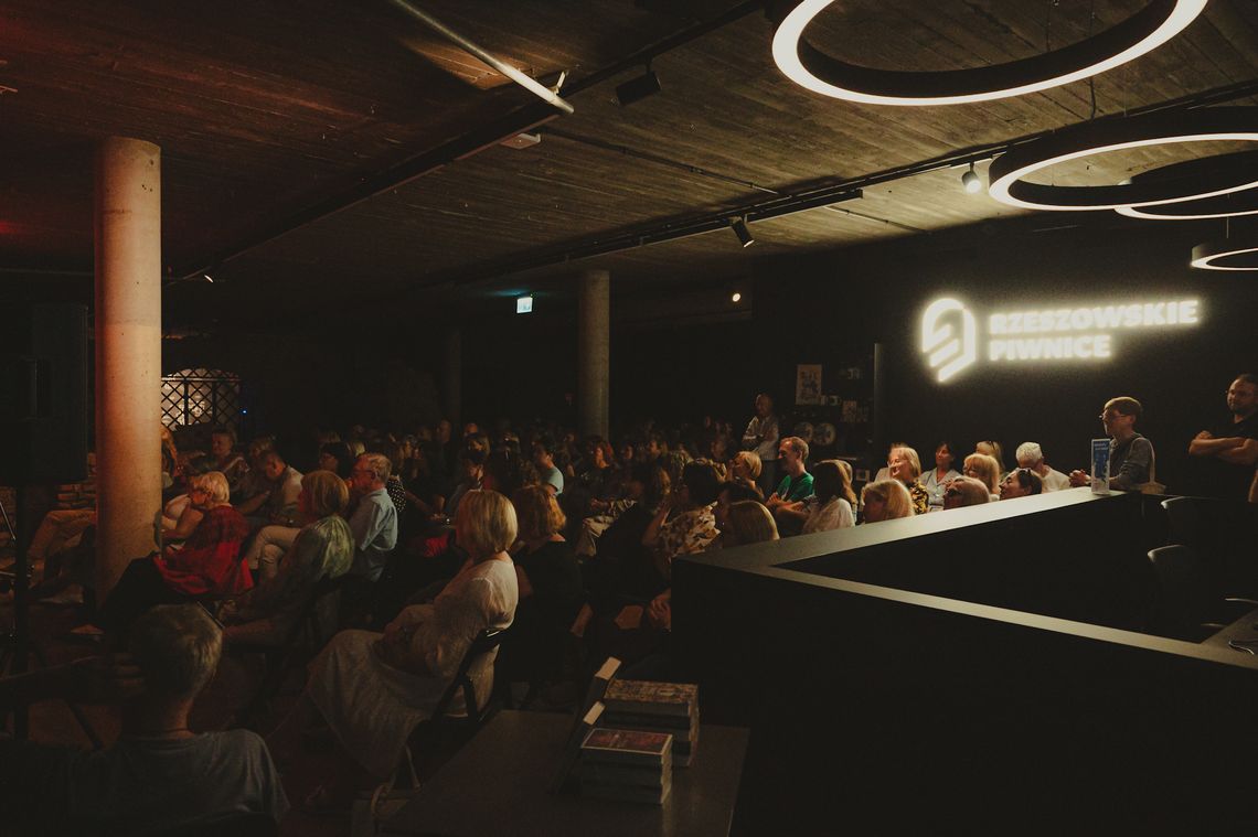 Magia słowa i dźwięku: Adam Strug z koncertem do wierszy Leśmiana! Magia słowa i dźwięku: Adam Strug z koncertem do wierszy Leśmiana!