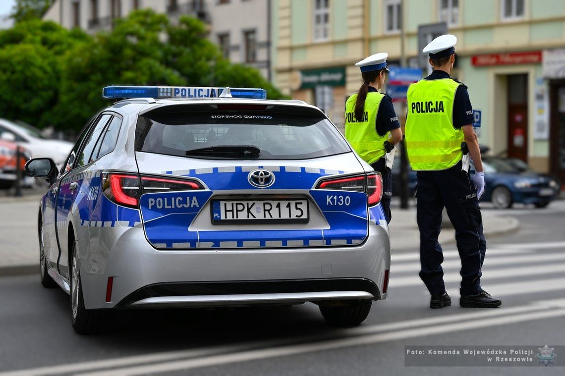 Masa wypadków i 4 osoby śmiertelne - alarmujące dane policji za połowę lata na Podkarpaciu