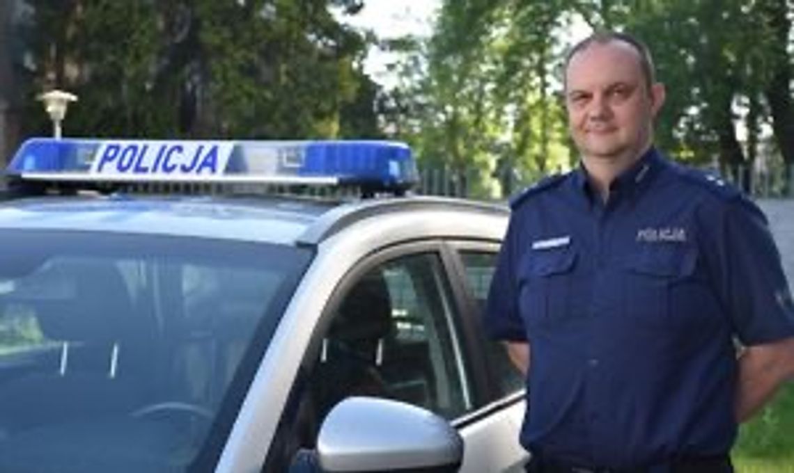 Mężczyzna znajdował się w kryzysie. Dzięki działaniom policjantów udało się uratować jego życie