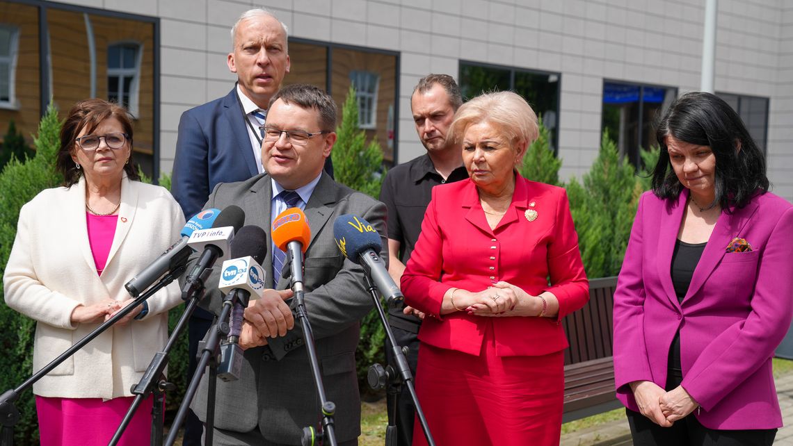 Minister zdrowia w Rzeszowie obiecuje, ale 300 mln zł dla szpitala przepadło. Kto zawinił?